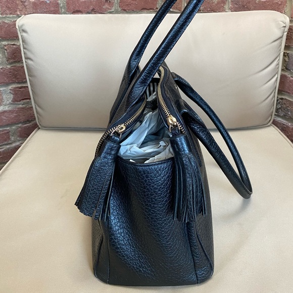 Black leather Kate Spade purse w/ gold hardware - Picture 2 of 10